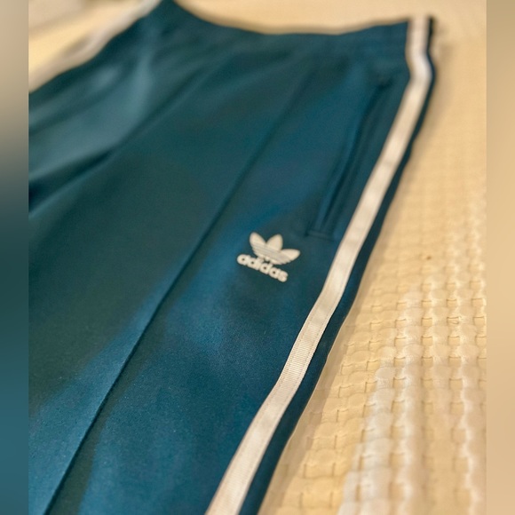 Adidas Originals Women’s Teal Blue SST Track Pants, Size US 2XS - Picture 3 of 6
